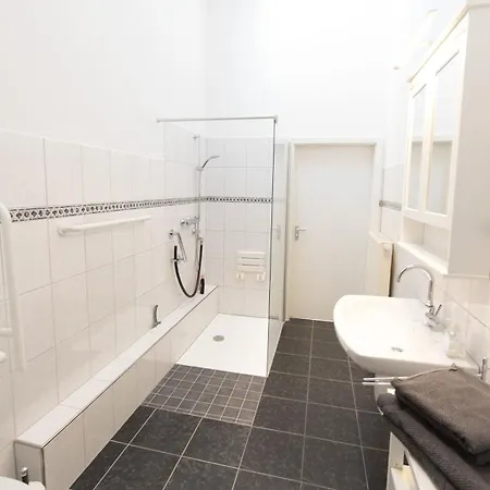 Lokomotel-wohnung, Luxus Im Lokschuppen Apartment 3*