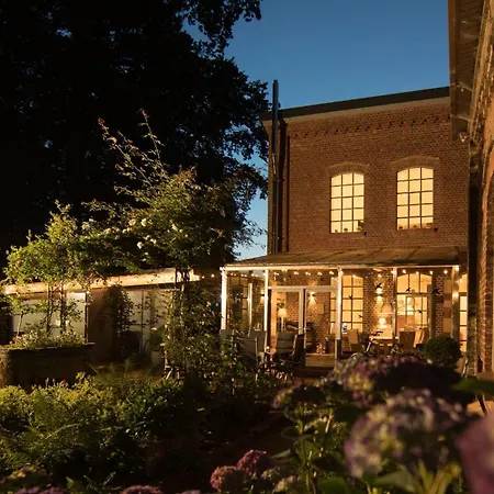 Apartment Lokomotel-wohnung, Luxus Im Lokschuppen