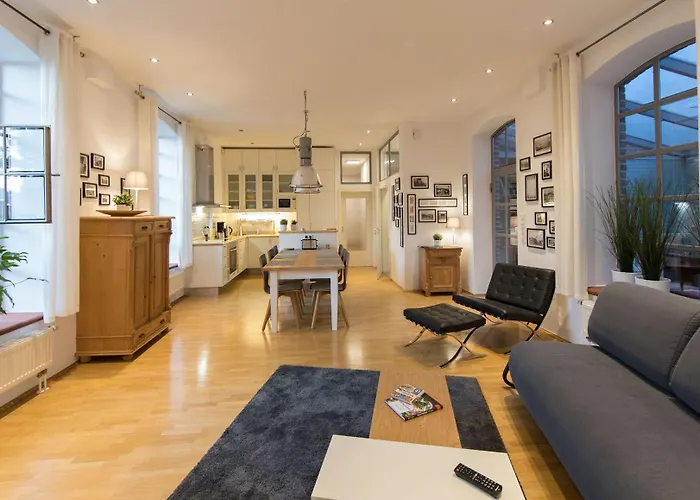 Lokomotel-wohnung, Luxus Im Lokschuppen 3*