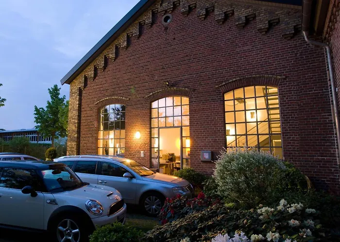 Lokomotel-wohnung, Luxus Im Lokschuppen