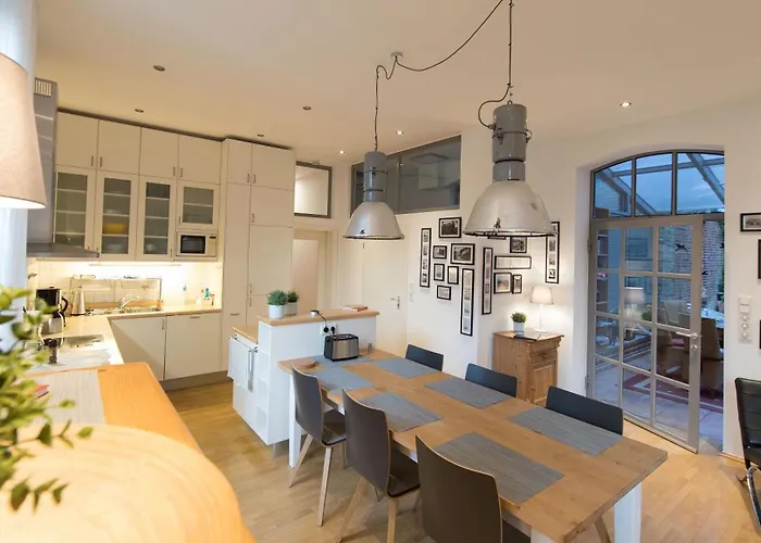 Lokomotel-wohnung, Luxus Im Lokschuppen アパート