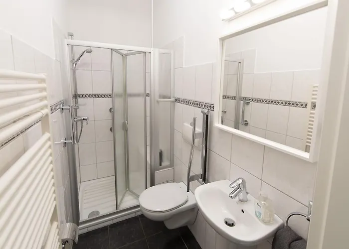 Lokomotel-wohnung, Luxus Im Lokschuppen