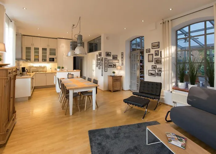 Lokomotel-wohnung, Luxus Im Lokschuppen アパート 3*